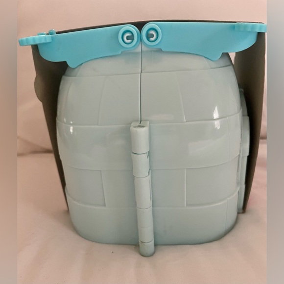 Crayola Scribble Scrubbie Artic Igloo - Picture 2 of 5